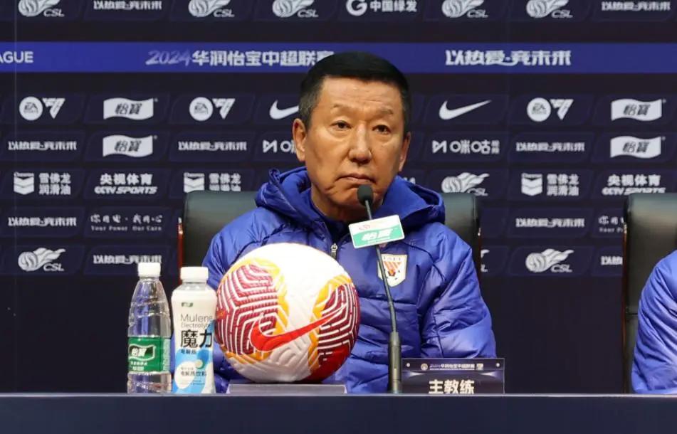 山东泰山在亚冠中打出封盖，被誉为教练席炸锅的简单介绍