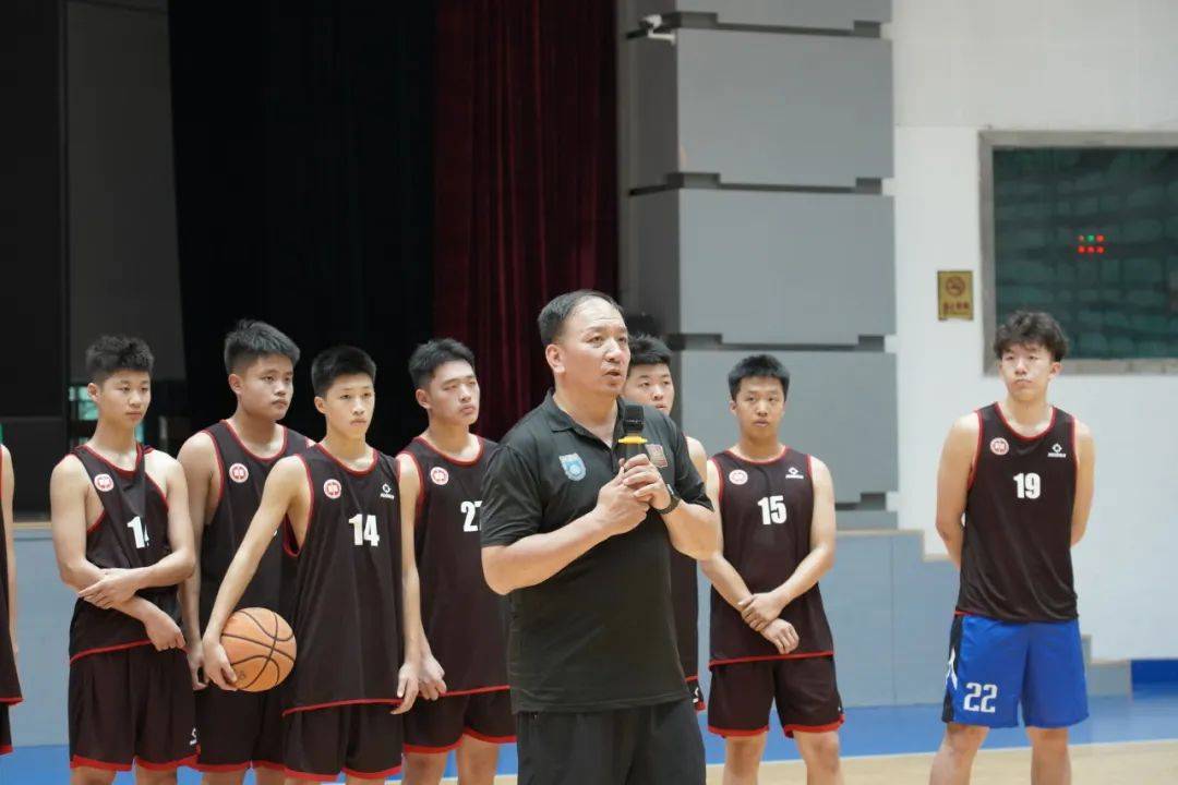 乐鱼体育电竞-关于篮球技术教学视听课程推出，实时互动学习的信息