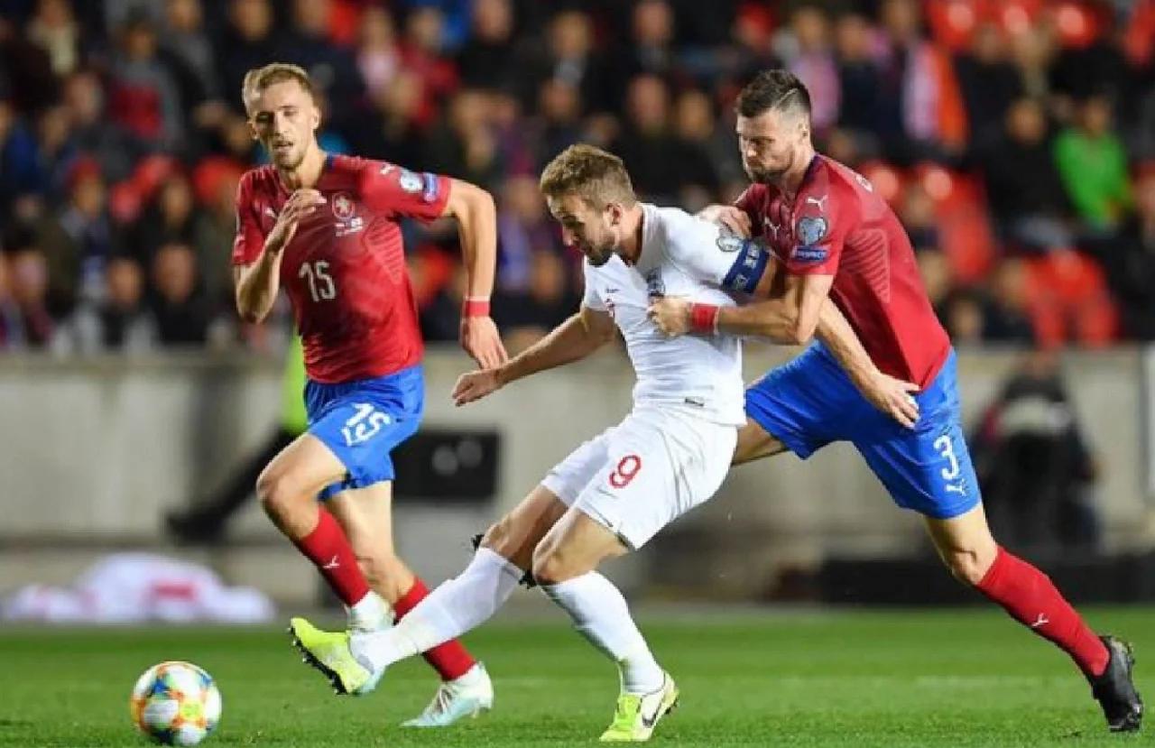 乐鱼体育下载-澳大利亚队在欧预赛中险胜苏格兰队