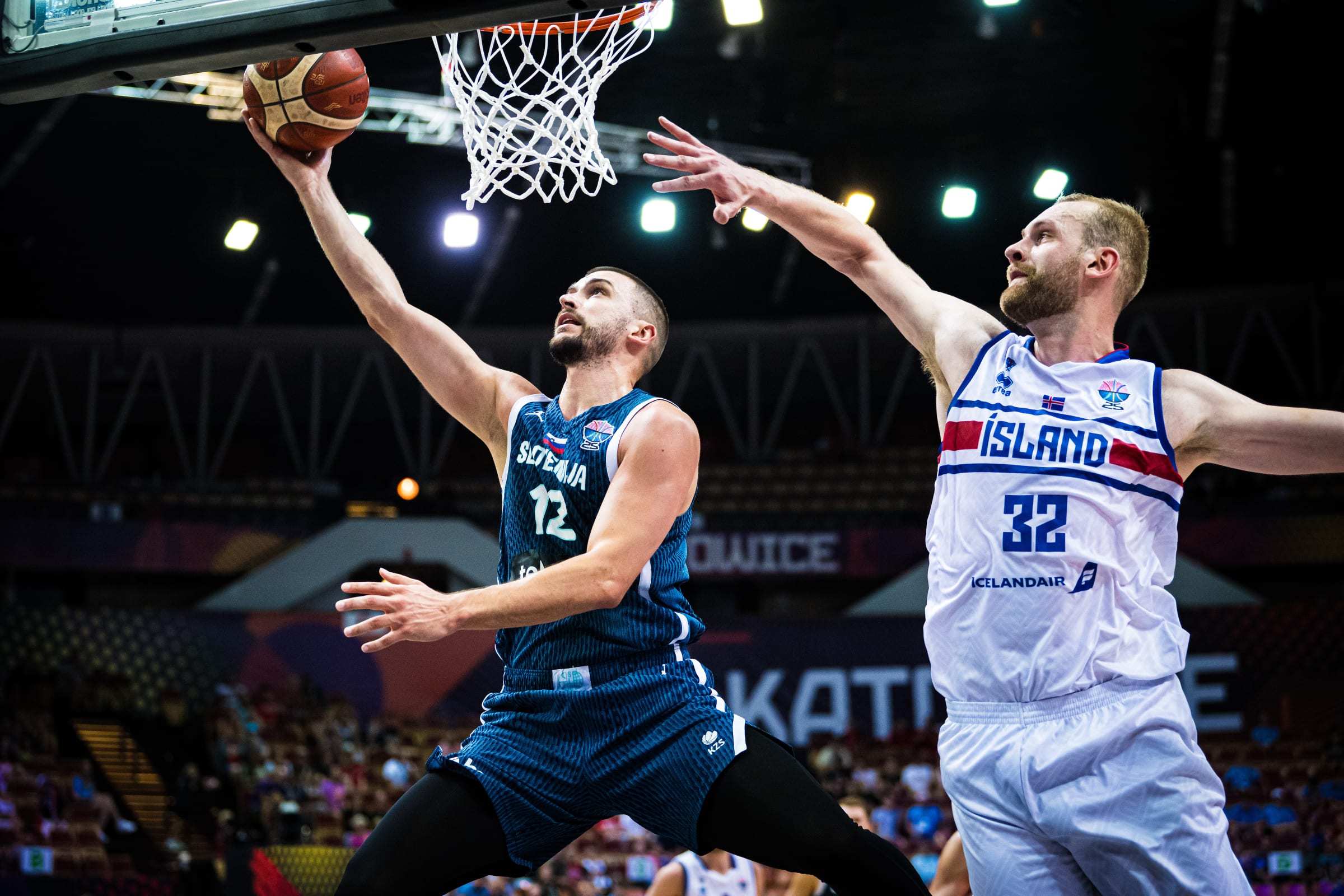 乐鱼体育vip注册-关于克罗地亚战胜斯洛文尼亚，晋级欧洲杯资格赛的信息