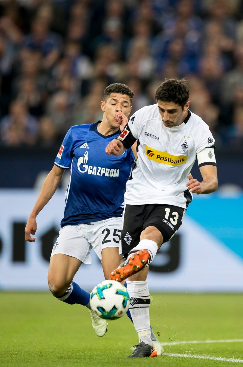 乐鱼体育下载-下半场比赛开始，谁能掌握局势？的简单介绍