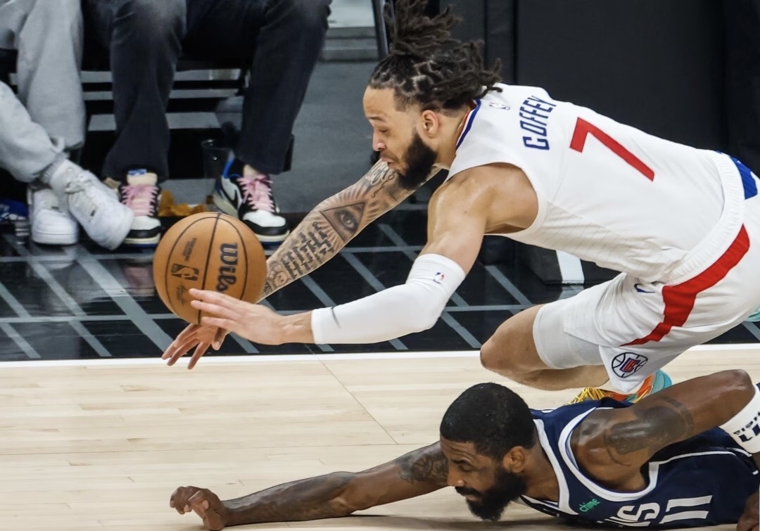 乐鱼体育竞技-包含快船横扫国王，秒杀对手晋级西部半决赛的词条