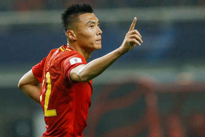 广州恒大昂首阔步，力拔头筹的简单介绍