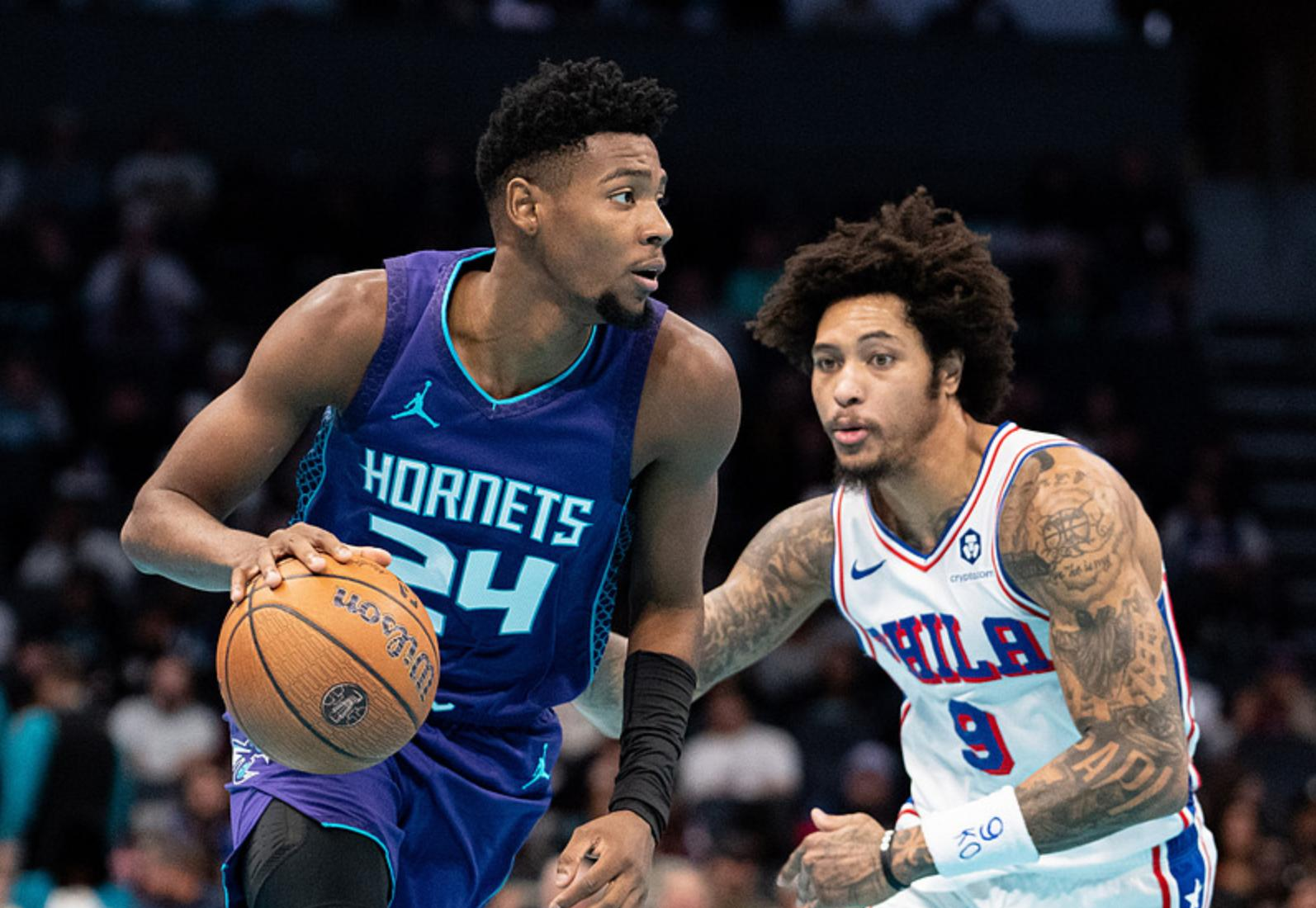 76人击败黄蜂，保持不败