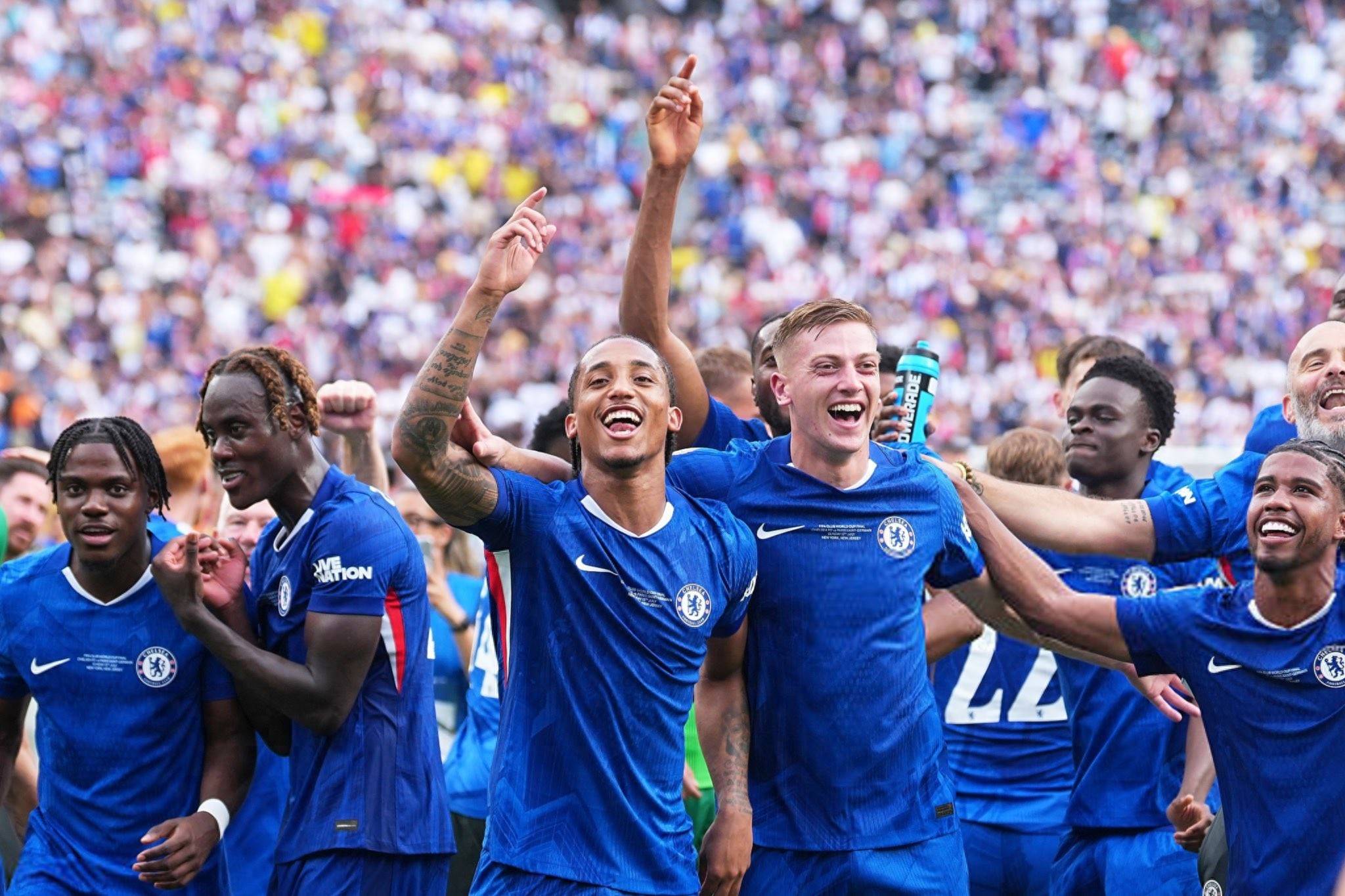 曼城对阵切尔西：欧冠淘汰赛关键战桂决的简单介绍