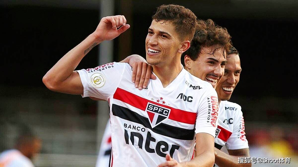 格拉纳达主帅遭遇备战困境，球队角逐前景不明朗的简单介绍