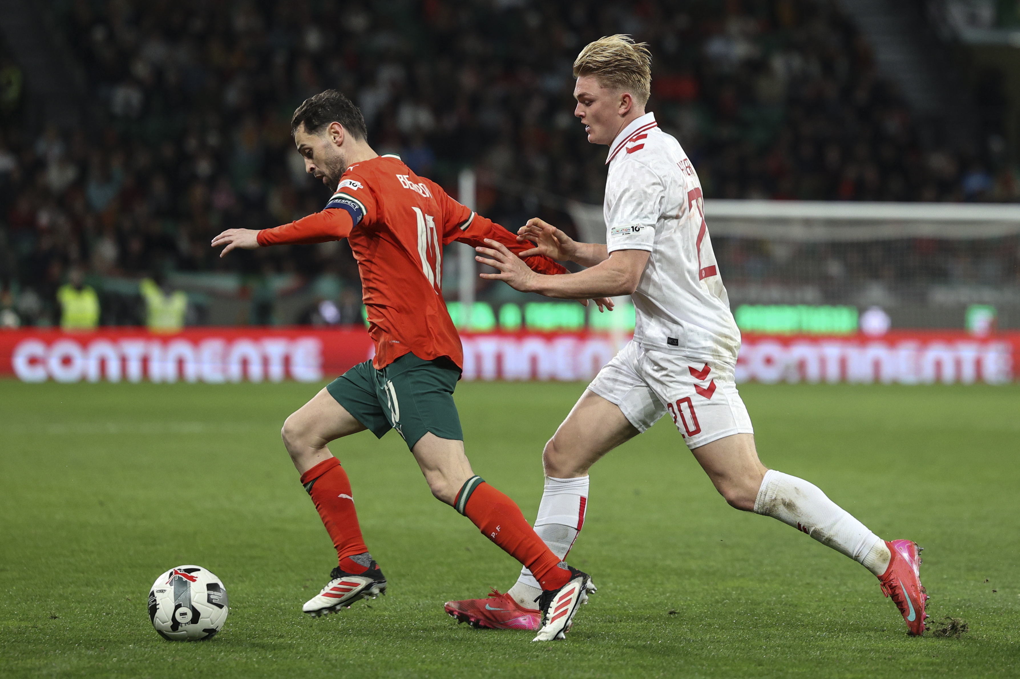 乐鱼体育网站-葡萄牙队大胜，晋级欧预赛八强的简单介绍